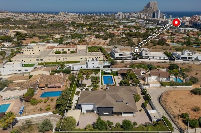 6 soverom Villa til salgs i Pueblo, Calpe / Calp med svømmebasseng - € 1 650 000 (Ref: 9423974)