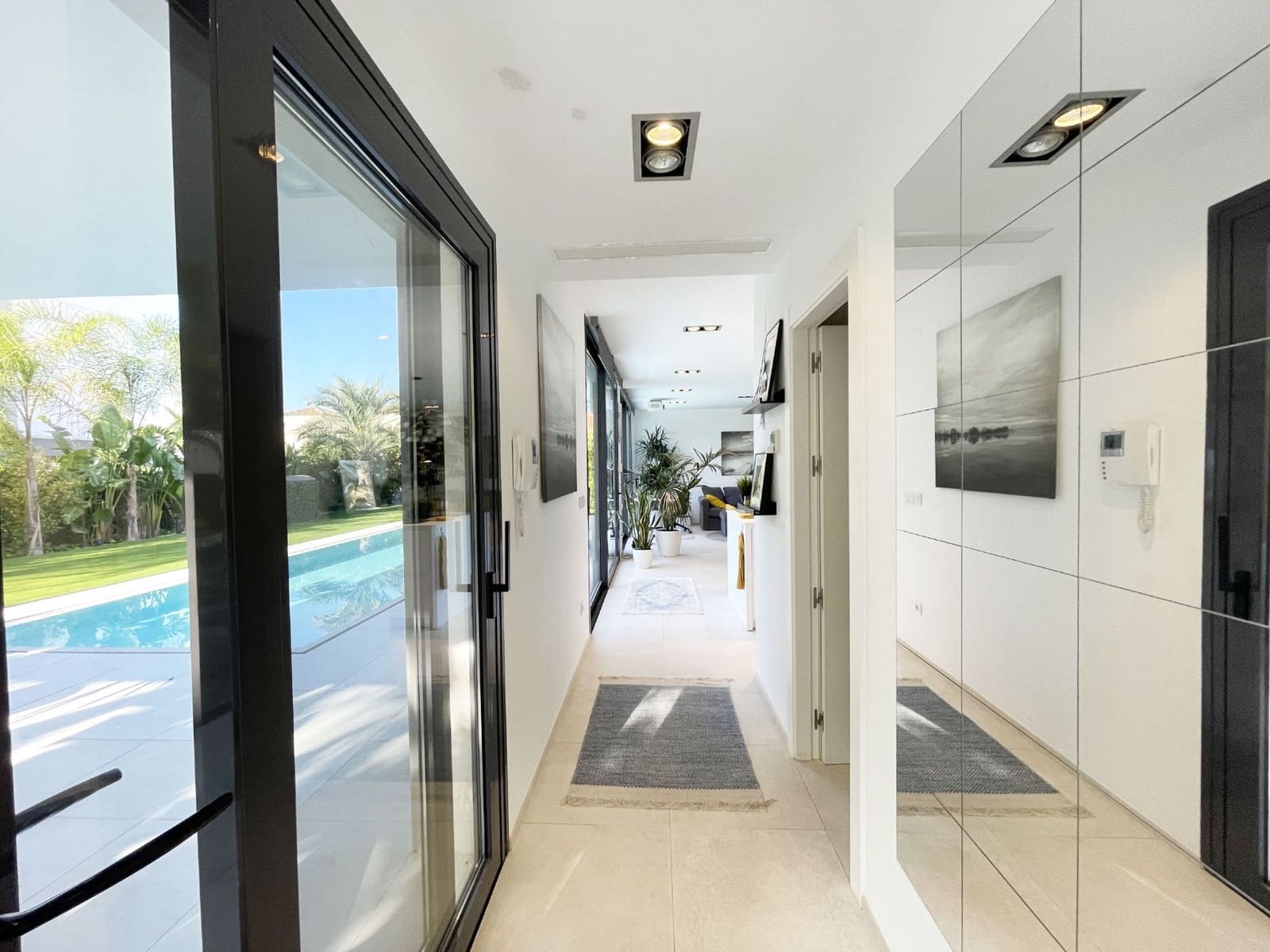 2 soveværelse Villa til salg i Calpe / Calp med swimmingpool - € 1.140.000 (Ref: 9423977)