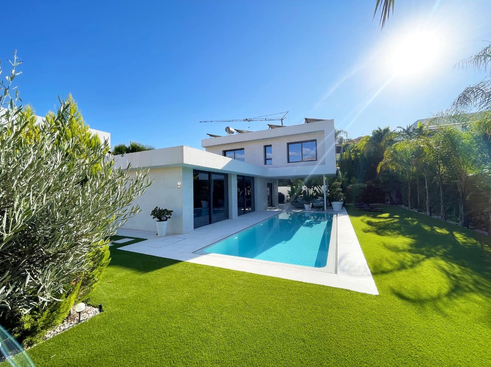 2 soveværelse Villa til salg i Calpe / Calp med swimmingpool - € 1.140.000 (Ref: 9423977)