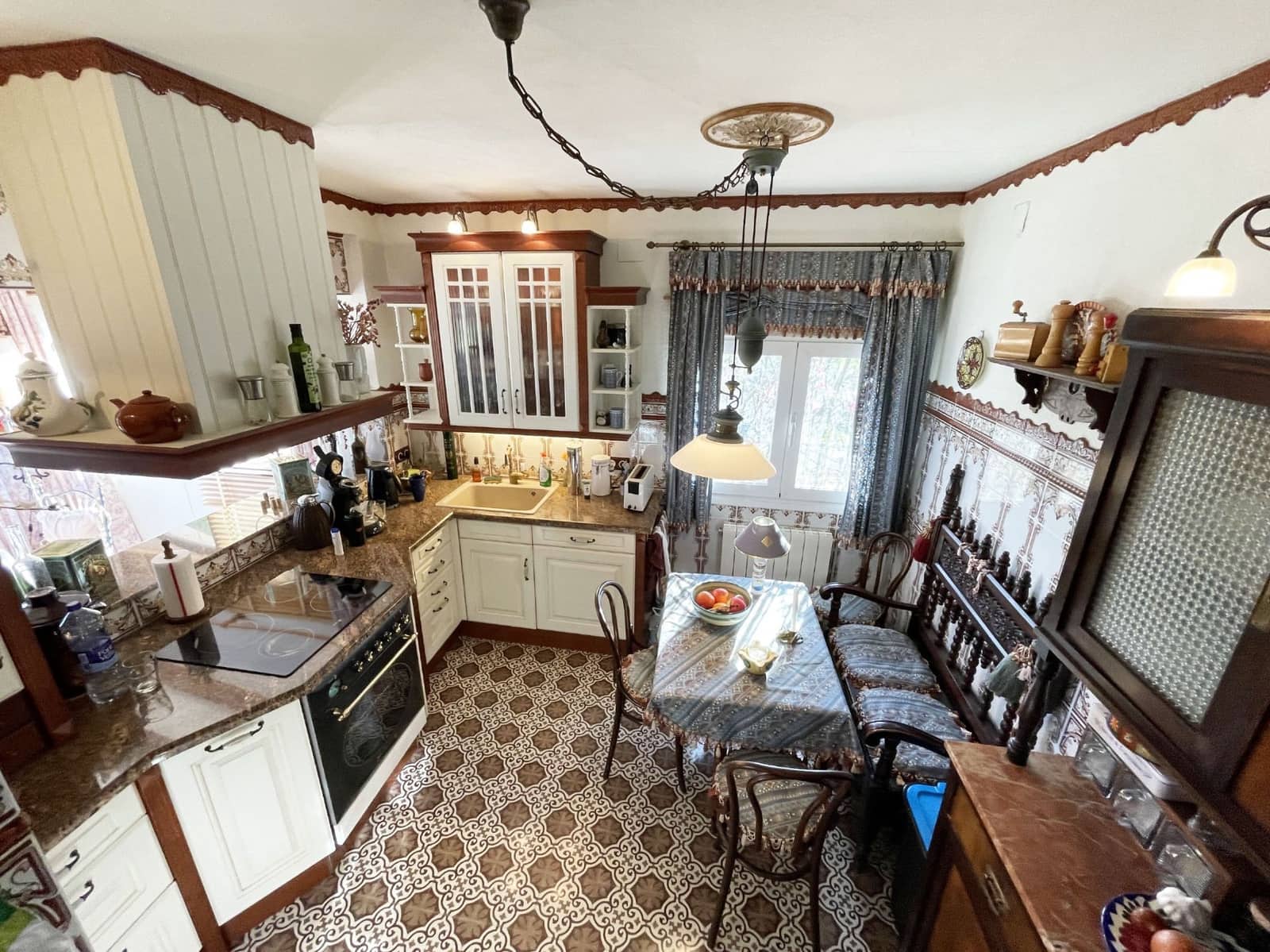 5 bedroom Villa for sale in Calpe / Calp with pool - € 850,000 (Ref: 9423978)