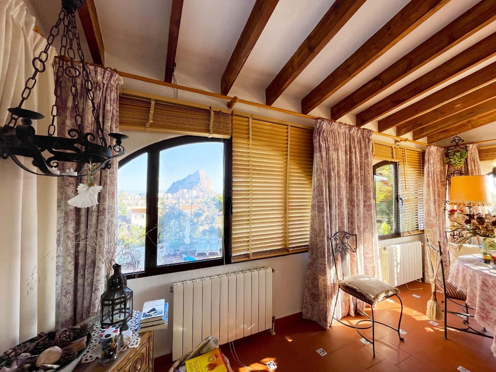 5 bedroom Villa for sale in Calpe / Calp with pool - € 850,000 (Ref: 9423978)