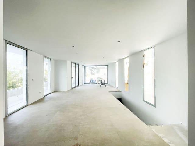 3 soveværelse Villa til salg i Casco Urbano, Teulada-Moraira med swimmingpool - € 1.095.000 (Ref: 9423980)