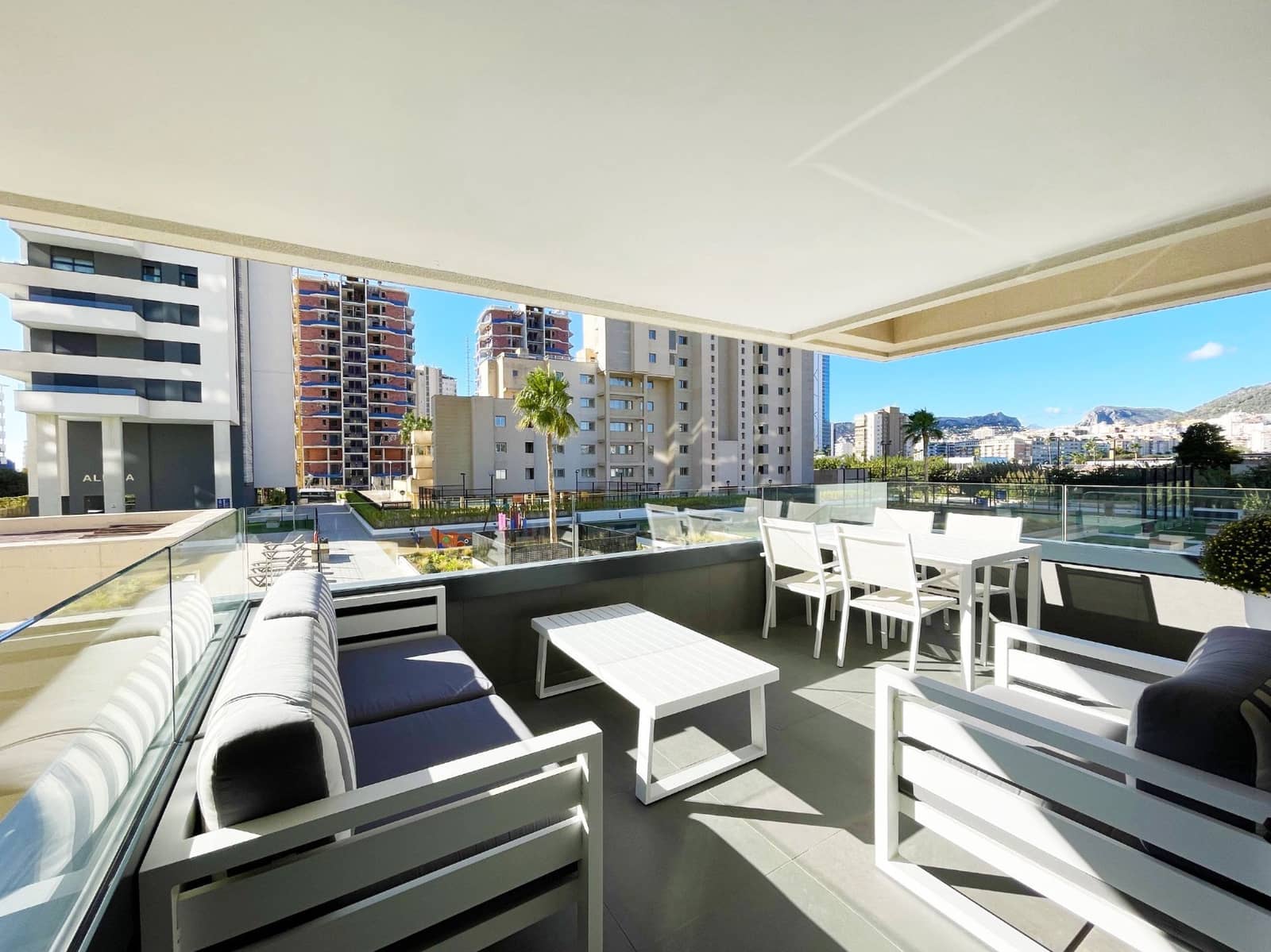 2 quarto Apartamento para venda em Calpe / Calp com piscina - 425 000 € (Ref: 9423982)