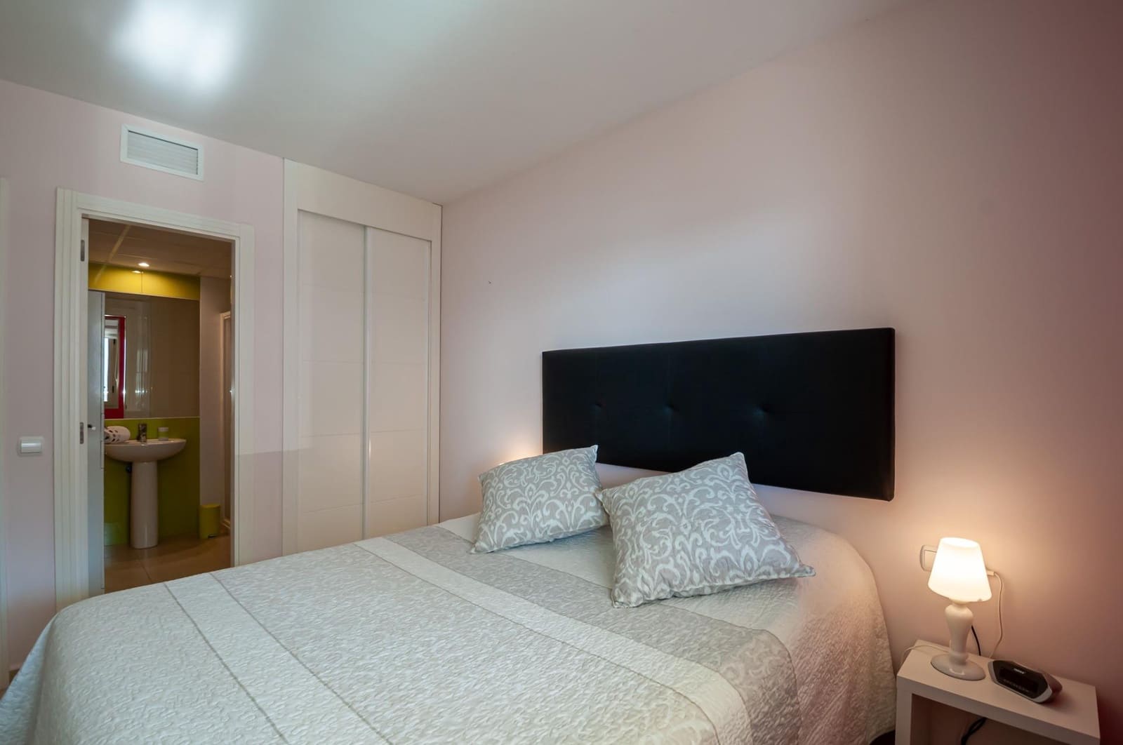 2 bedroom Apartment for sale in Calpe / Calp with pool - € 375,000 (Ref: 9440227)