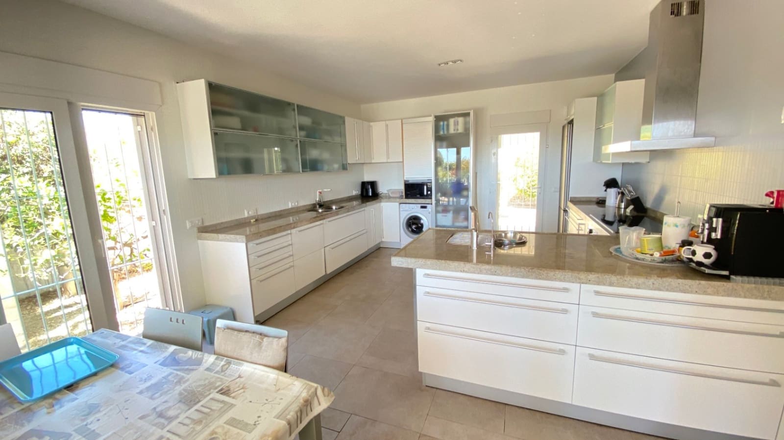 4 sovrum Villa till salu i Calpe / Calp med pool - 1 195 000 € (Ref: 9440233)