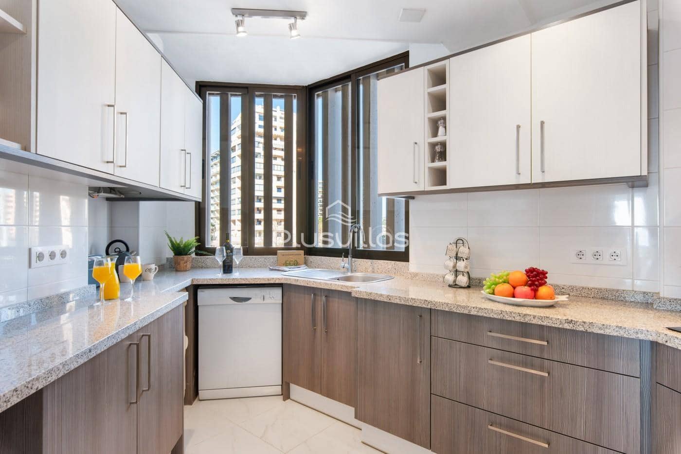 2 bedroom Apartment for sale in Calpe / Calp - € 535,000 (Ref: 9440234)