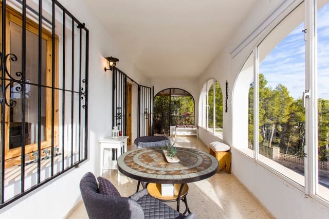 Chalet de 2 habitaciones en Pueblo, Calpe / Calp en venta - 548.000 € (Ref: 9485358)