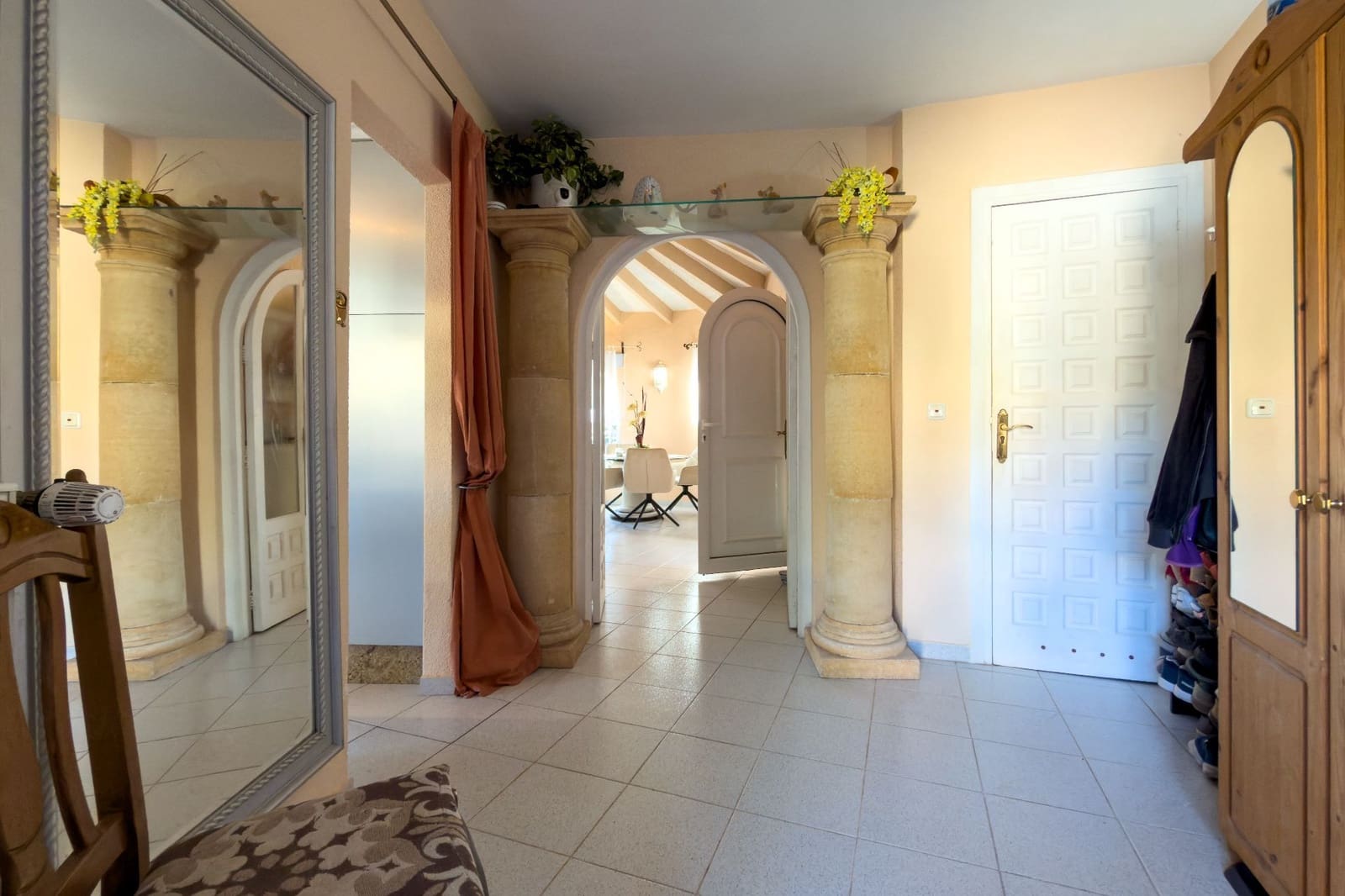 2 chambre Villa/Maison à vendre à Calpe / Calp avec piscine - 590 000 € (Ref: 9485359)