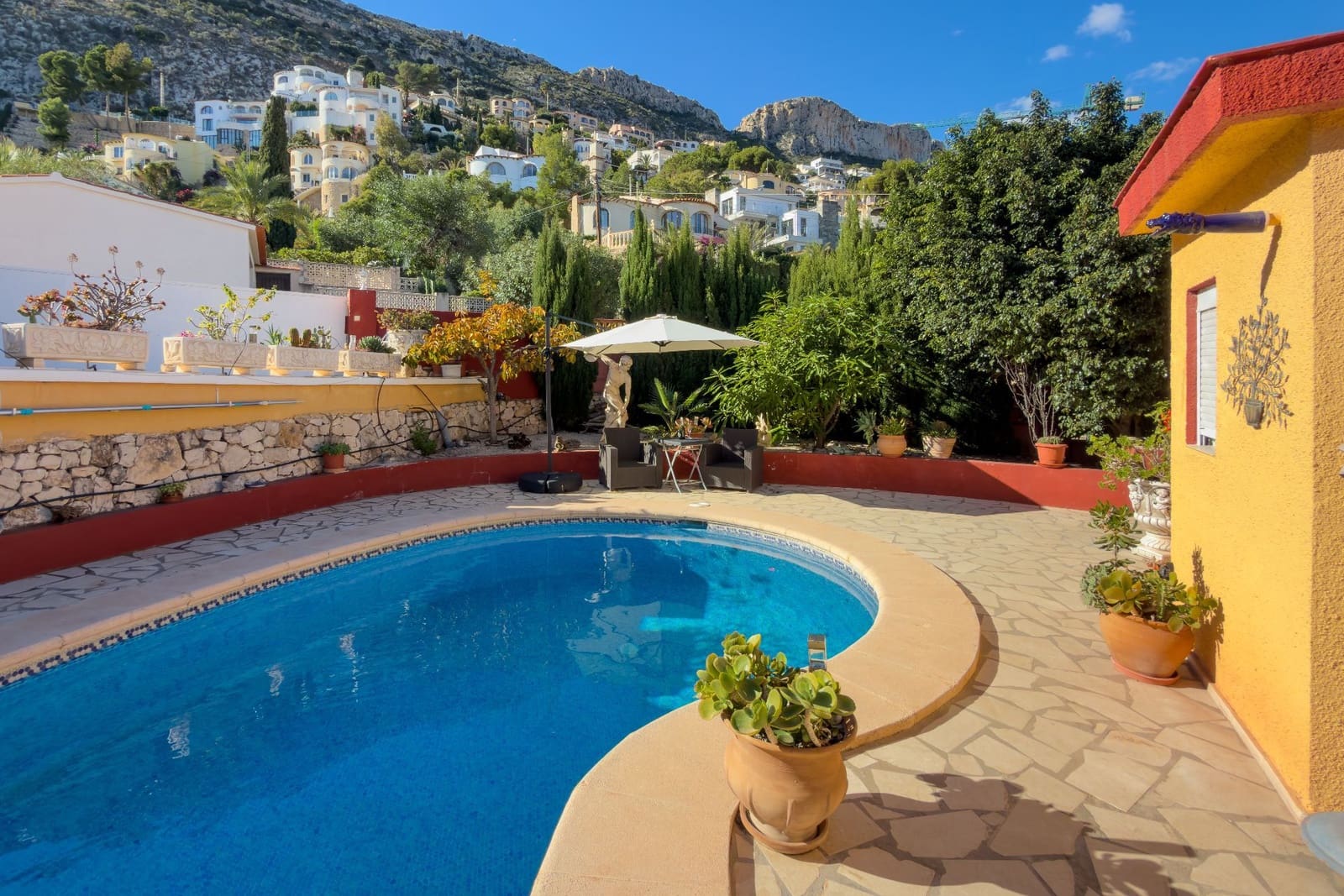 2 chambre Villa/Maison à vendre à Calpe / Calp avec piscine - 590 000 € (Ref: 9485359)