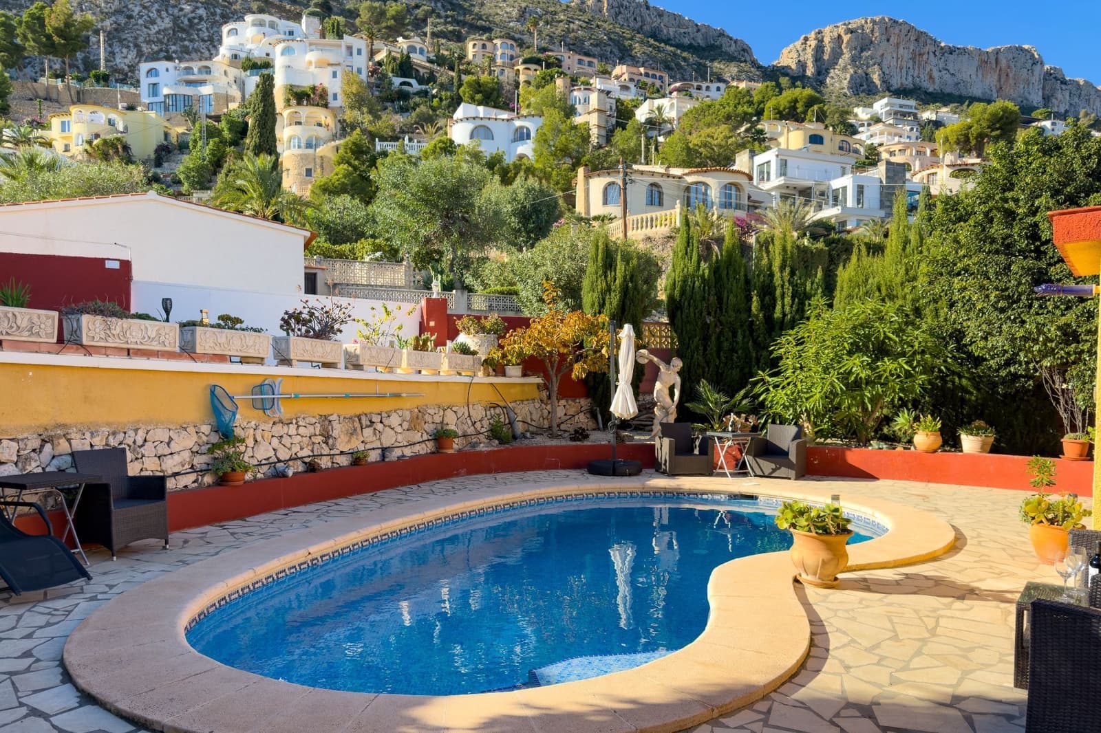 2 chambre Villa/Maison à vendre à Calpe / Calp avec piscine - 590 000 € (Ref: 9485359)