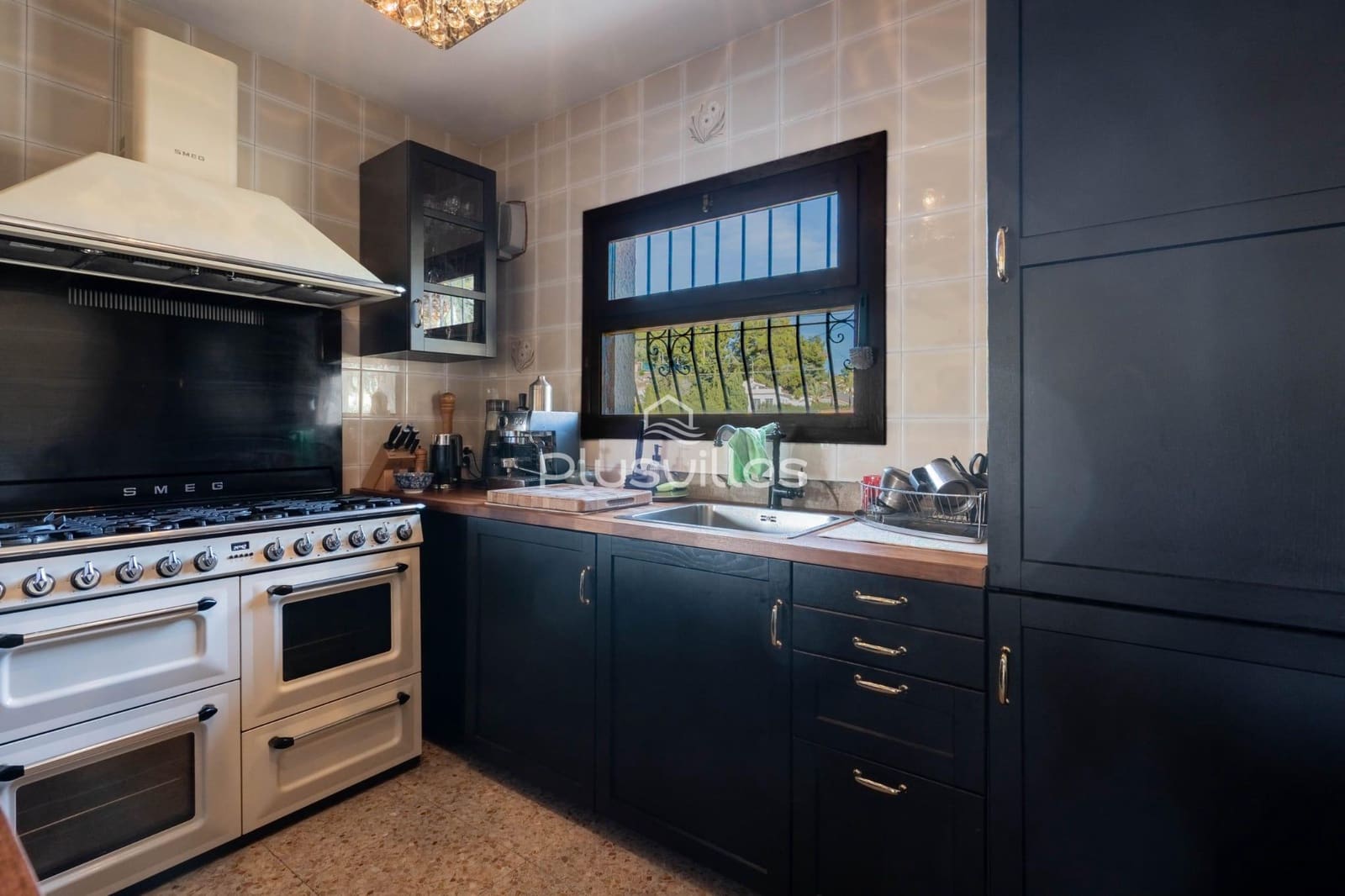 3 bedroom Villa for sale in Benissa with pool - € 610,000 (Ref: 9504587)