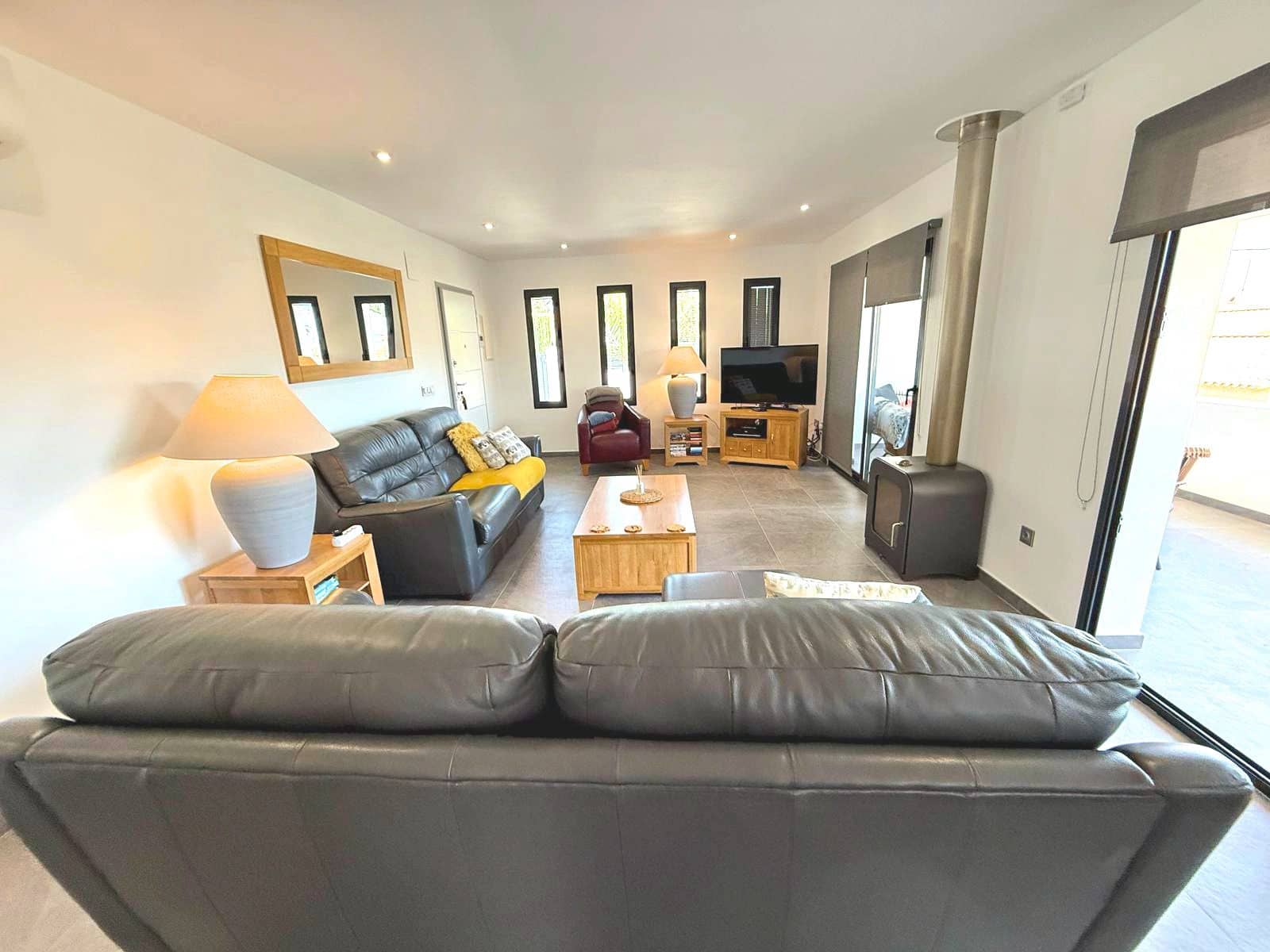 2 bedroom Villa for sale in Calpe / Calp with pool - € 650,000 (Ref: 9509170)