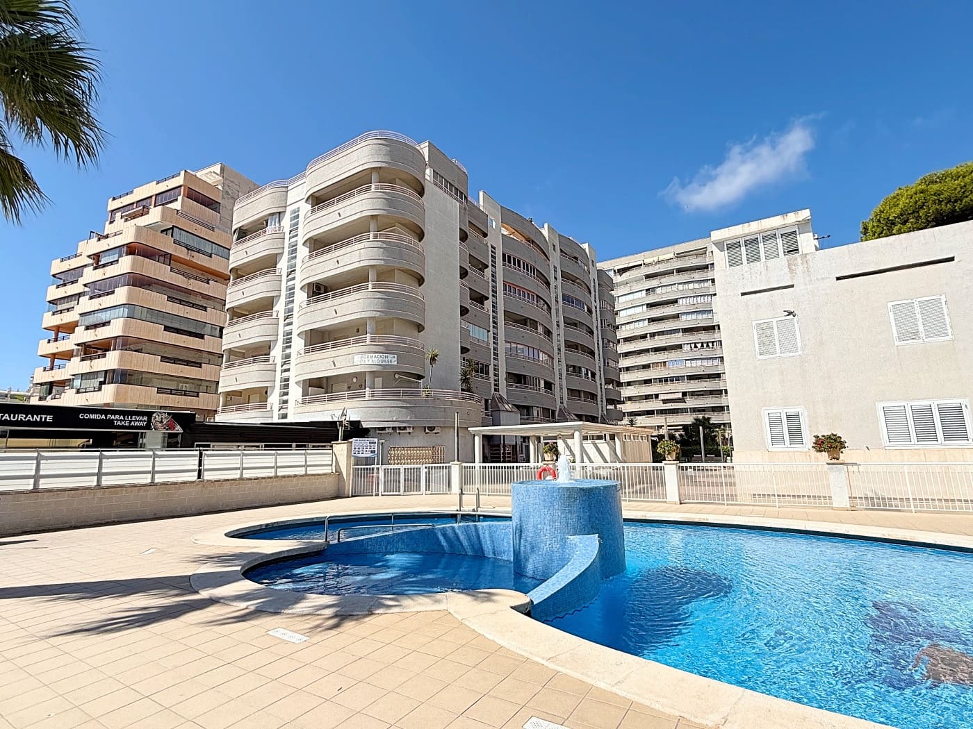 Apartamento de 2 habitaciones en Calpe / Calp en venta con piscina - 340.000 € (Ref: 9509176)