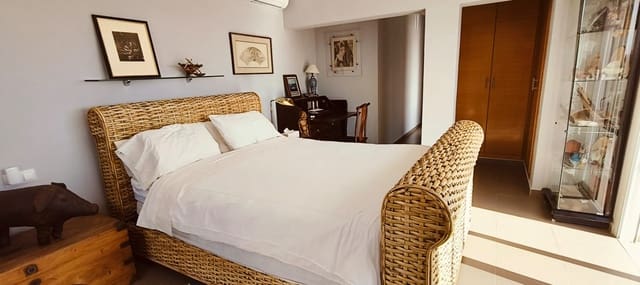 4 bedroom Villa for sale in Cometa - Carrió, Calpe / Calp with pool - € 1,390,000 (Ref: 9509177)