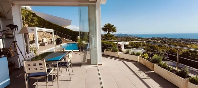 4 bedroom Villa for sale in Cometa - Carrió, Calpe / Calp with pool - € 1,390,000 (Ref: 9509177)