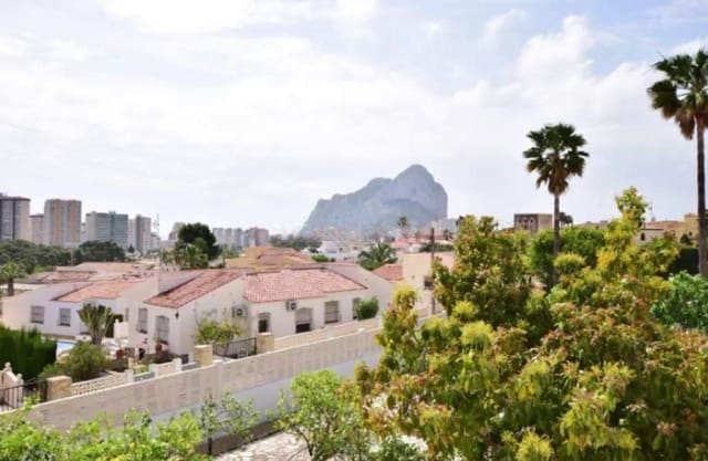 4 Zimmer Villa zu verkaufen in Gargasindi, Calpe / Calp mit Pool - 639.000 € (Ref: 9509187)