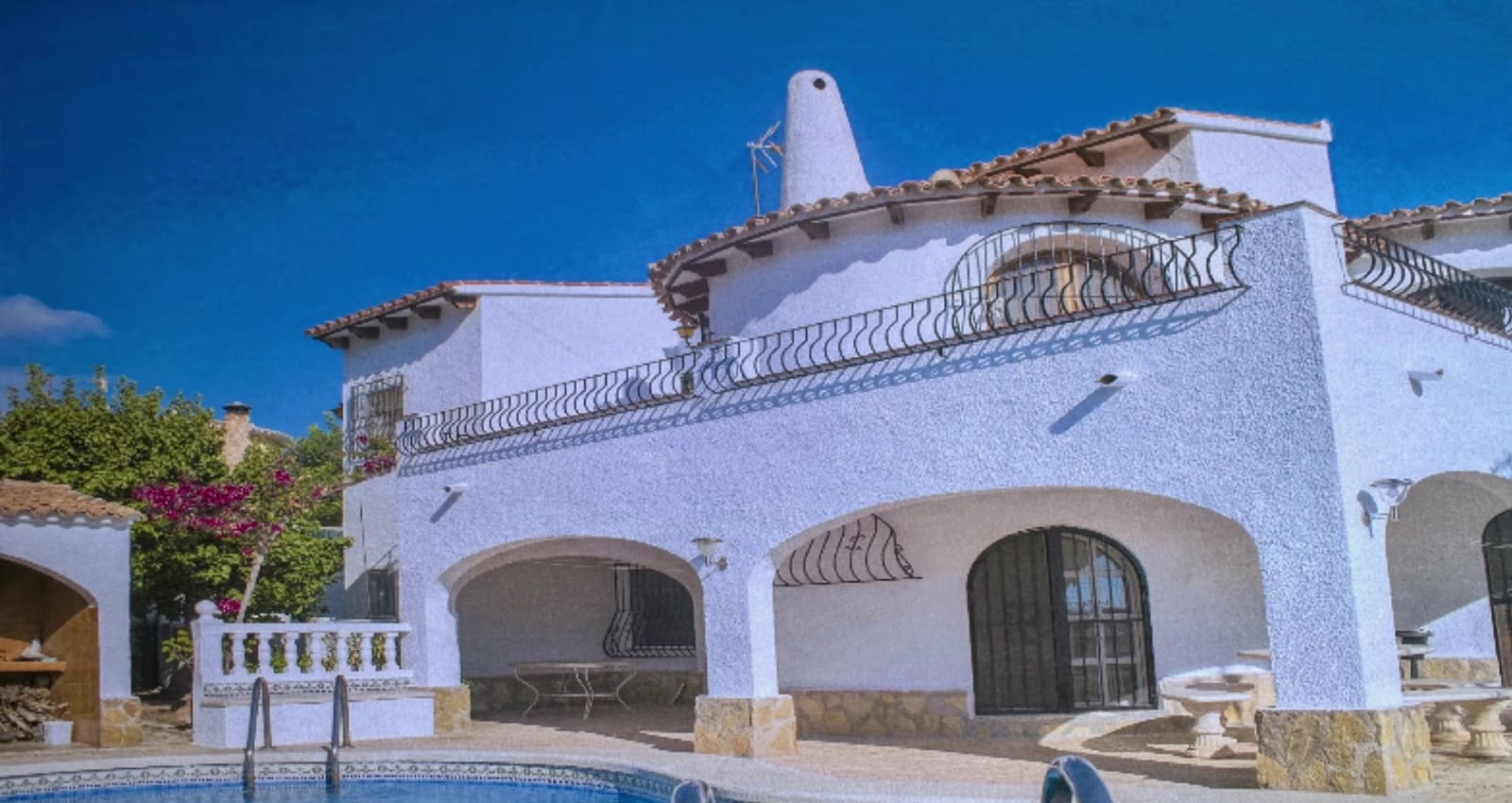 4 Zimmer Villa zu verkaufen in Calpe / Calp mit Pool - 639.000 € (Ref: 9509187)