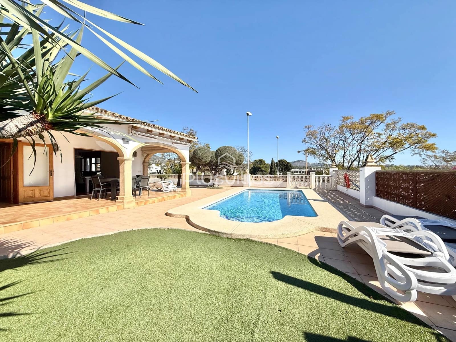 3 sypialnia Willa na sprzedaż w Calpe / Calp z basenem - 779 000 € (Ref: 9513575)
