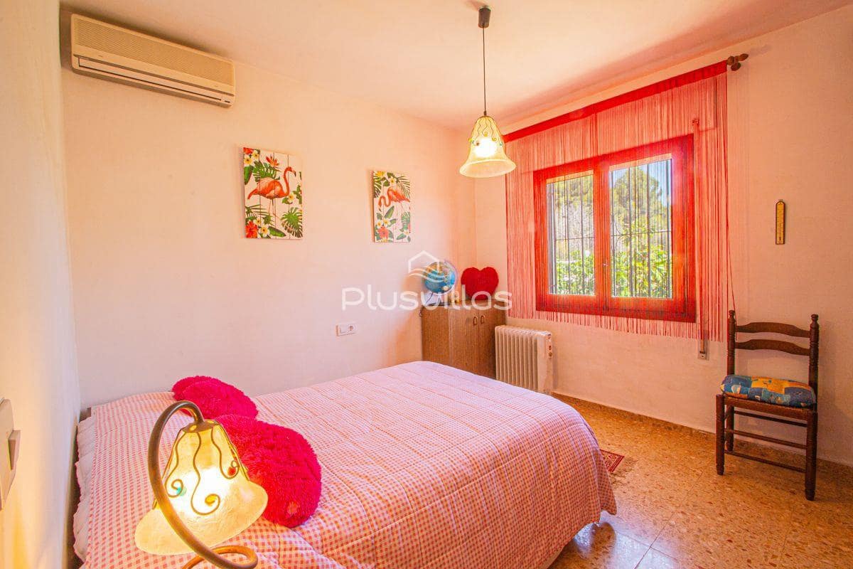 4 quarto Moradia para venda em Calpe / Calp com piscina - 550 000 € (Ref: 9562173)