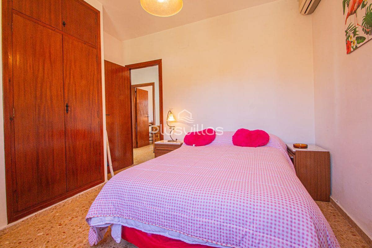 4 quarto Moradia para venda em Calpe / Calp com piscina - 550 000 € (Ref: 9562173)