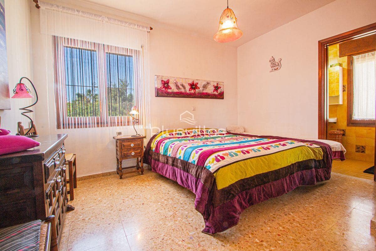 4 quarto Moradia para venda em Calpe / Calp com piscina - 550 000 € (Ref: 9562173)