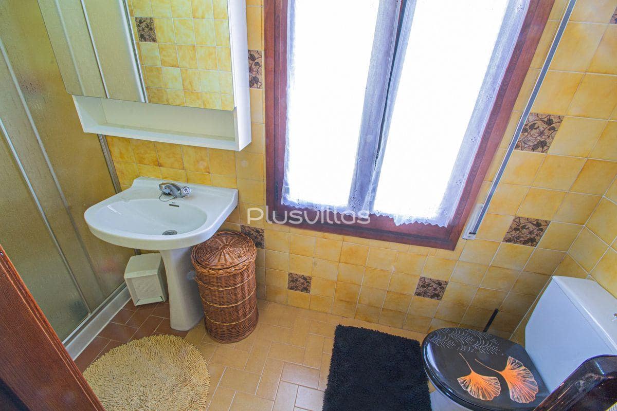 4 quarto Moradia para venda em Calpe / Calp com piscina - 550 000 € (Ref: 9562173)