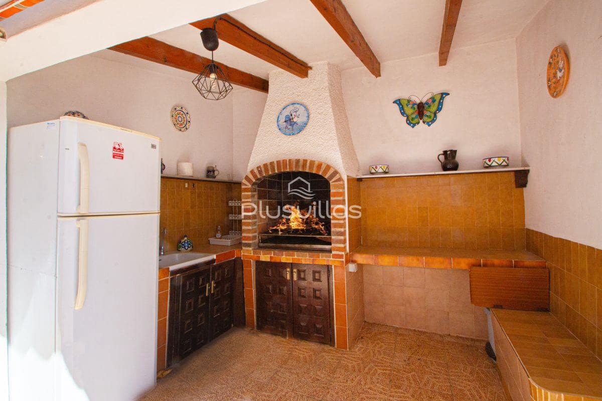 4 quarto Moradia para venda em Calpe / Calp com piscina - 550 000 € (Ref: 9562173)