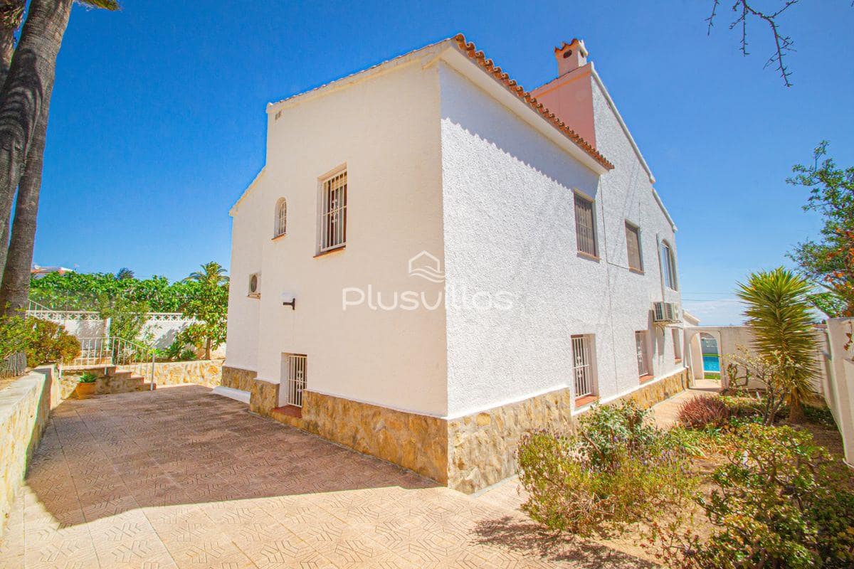 4 quarto Moradia para venda em Calpe / Calp com piscina - 550 000 € (Ref: 9562173)