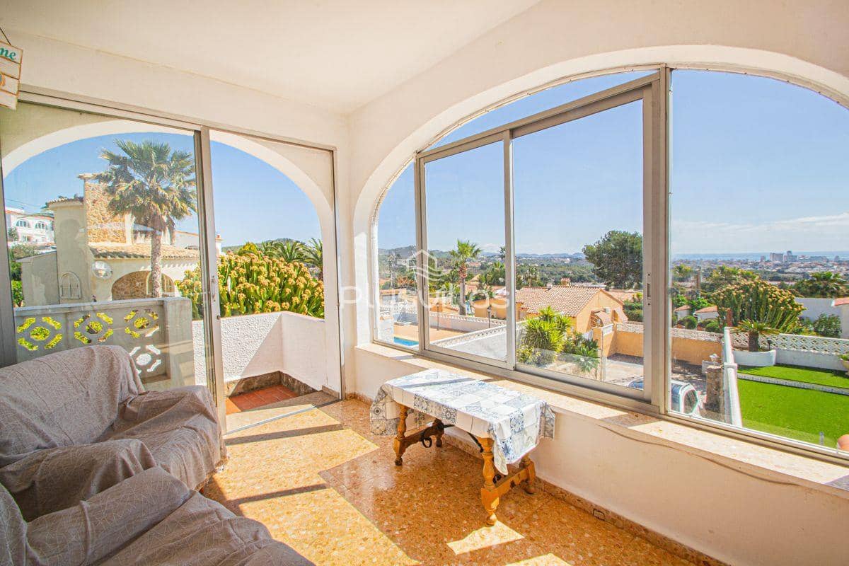 4 quarto Moradia para venda em Calpe / Calp com piscina - 550 000 € (Ref: 9562173)