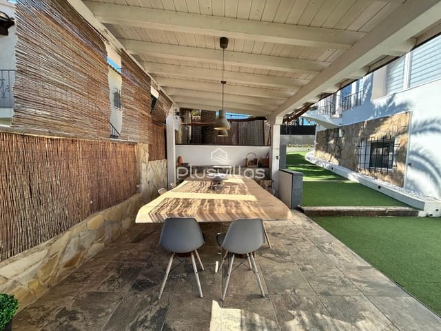 6 Zimmer Villa zu verkaufen in Canuta, Calpe / Calp mit Pool - 845.000 € (Ref: 9565723)