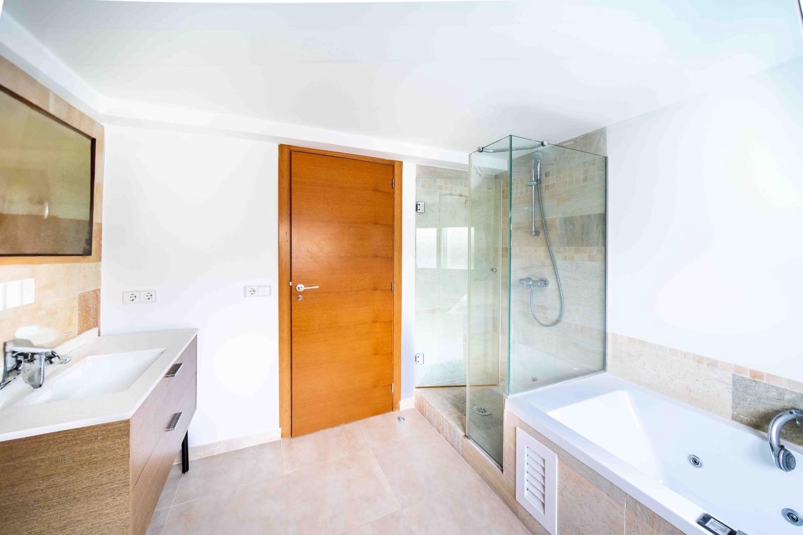 4 chambre Villa/Maison à vendre à Alfaz del Pi / L'Alfas del Pi avec piscine - 902 000 € (Ref: 9569119)