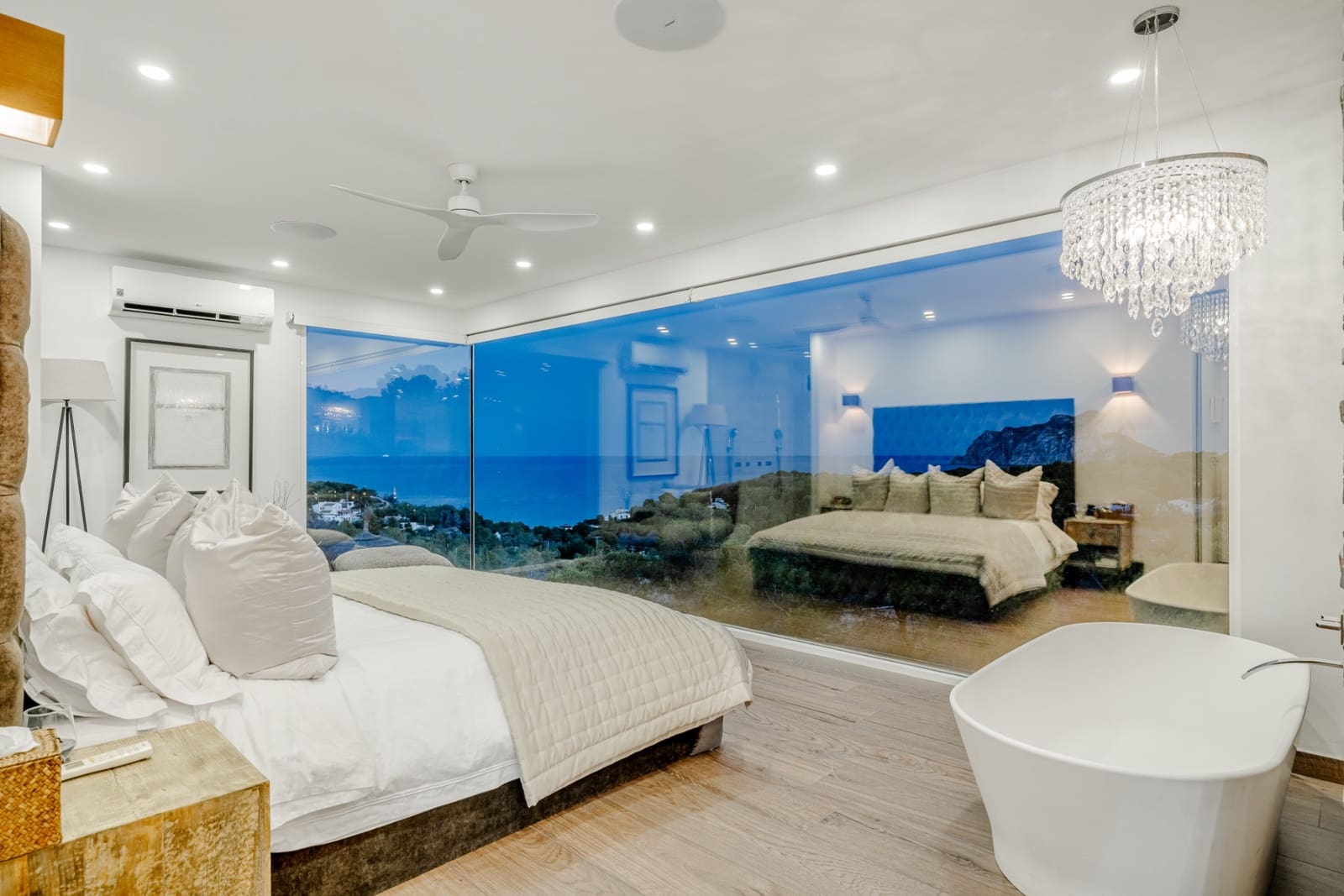 5 soveværelse Villa til salg i Benissa med swimmingpool - € 3.850.000 (Ref: 9569125)