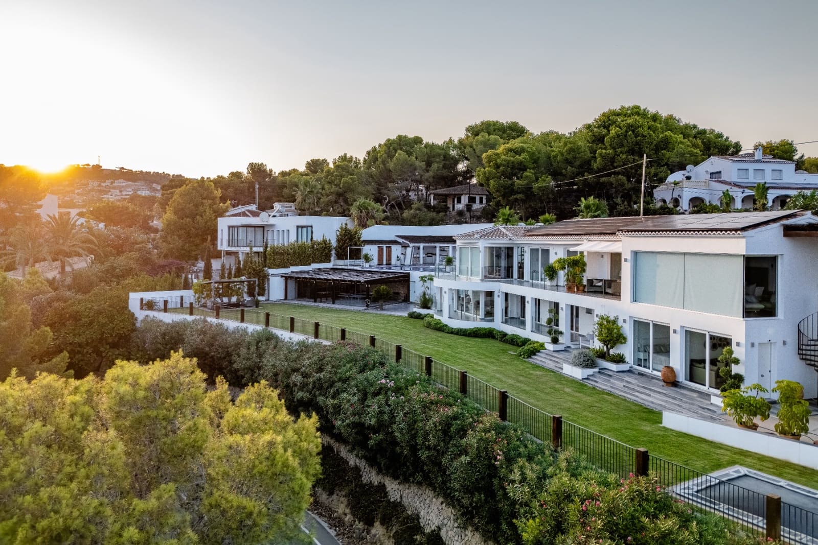 5 soveværelse Villa til salg i Benissa med swimmingpool - € 3.850.000 (Ref: 9569125)