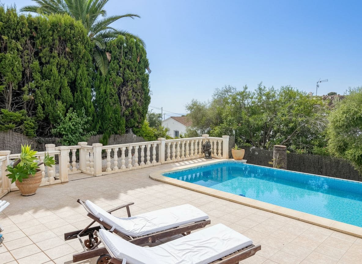 4 soveværelse Villa til salg i Benissa med swimmingpool - € 590.000 (Ref: 9569127)