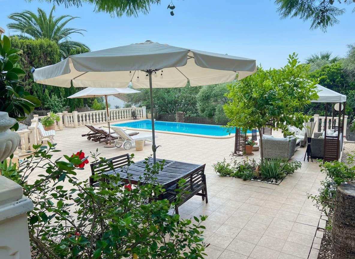 4 soveværelse Villa til salg i Benissa med swimmingpool - € 590.000 (Ref: 9569127)