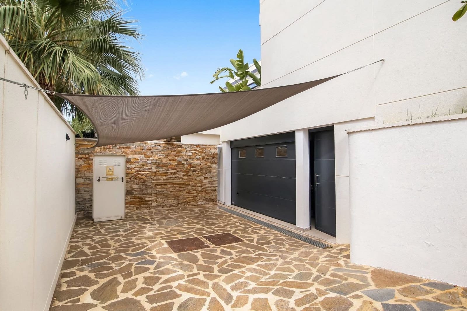 4 soveværelse Villa til salg i Calpe / Calp med swimmingpool - € 1.589.000 (Ref: 9569130)
