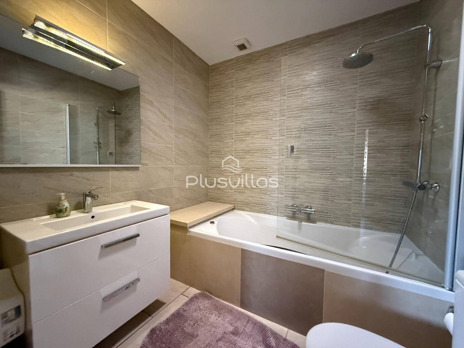 Chalet de 3 habitaciones en Calpe / Calp en venta con piscina - 605.000 € (Ref: 9586811)