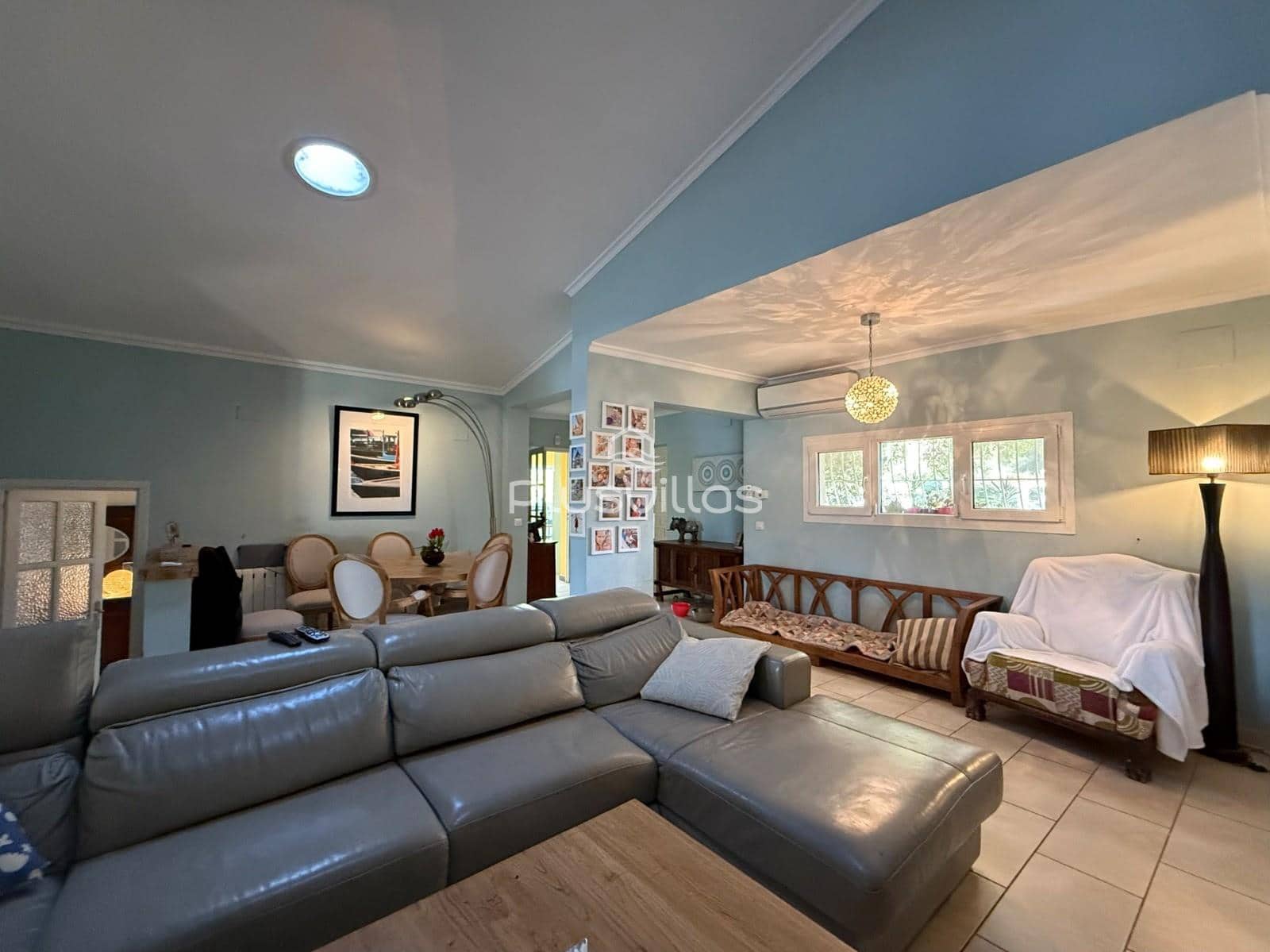 Chalet de 3 habitaciones en Calpe / Calp en venta con piscina - 605.000 € (Ref: 9586811)