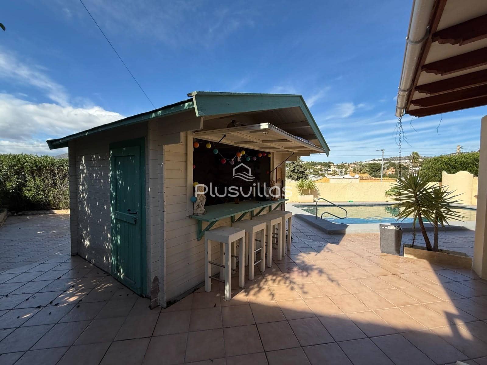 Chalet de 3 habitaciones en Calpe / Calp en venta con piscina - 605.000 € (Ref: 9586811)