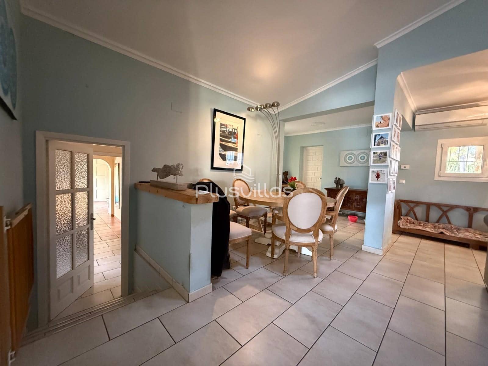 Chalet de 3 habitaciones en Calpe / Calp en venta con piscina - 605.000 € (Ref: 9586811)