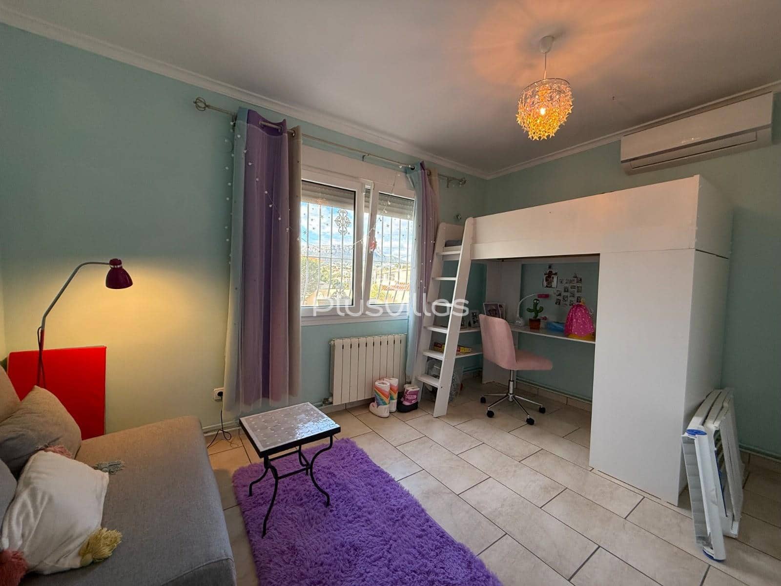 Chalet de 3 habitaciones en Calpe / Calp en venta con piscina - 605.000 € (Ref: 9586811)