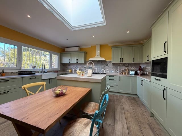 Chalet de 3 habitaciones en Cometa - Carrió, Calpe / Calp en venta con piscina - 605.000 € (Ref: 9586811)