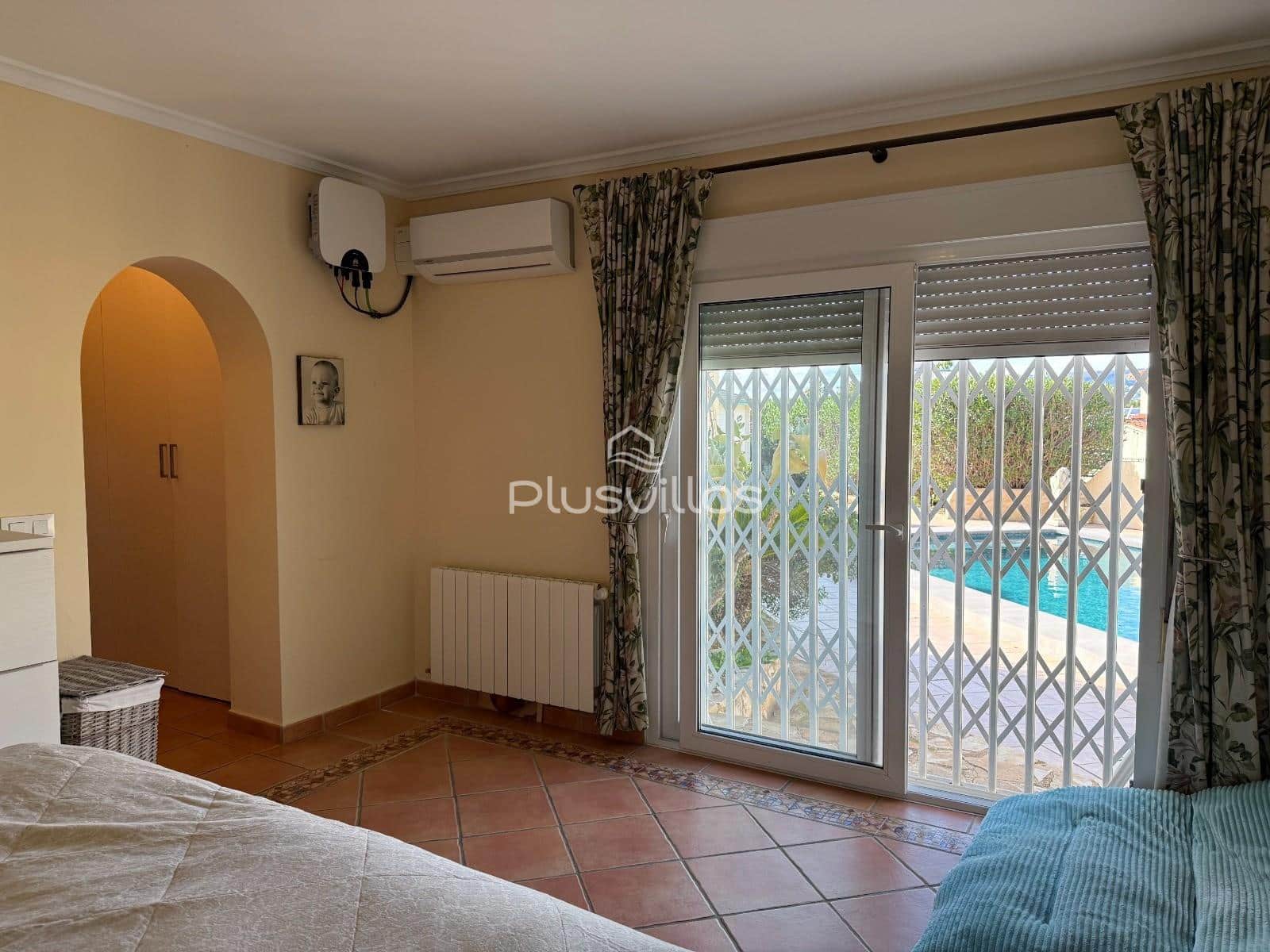 Chalet de 3 habitaciones en Calpe / Calp en venta con piscina - 605.000 € (Ref: 9586811)