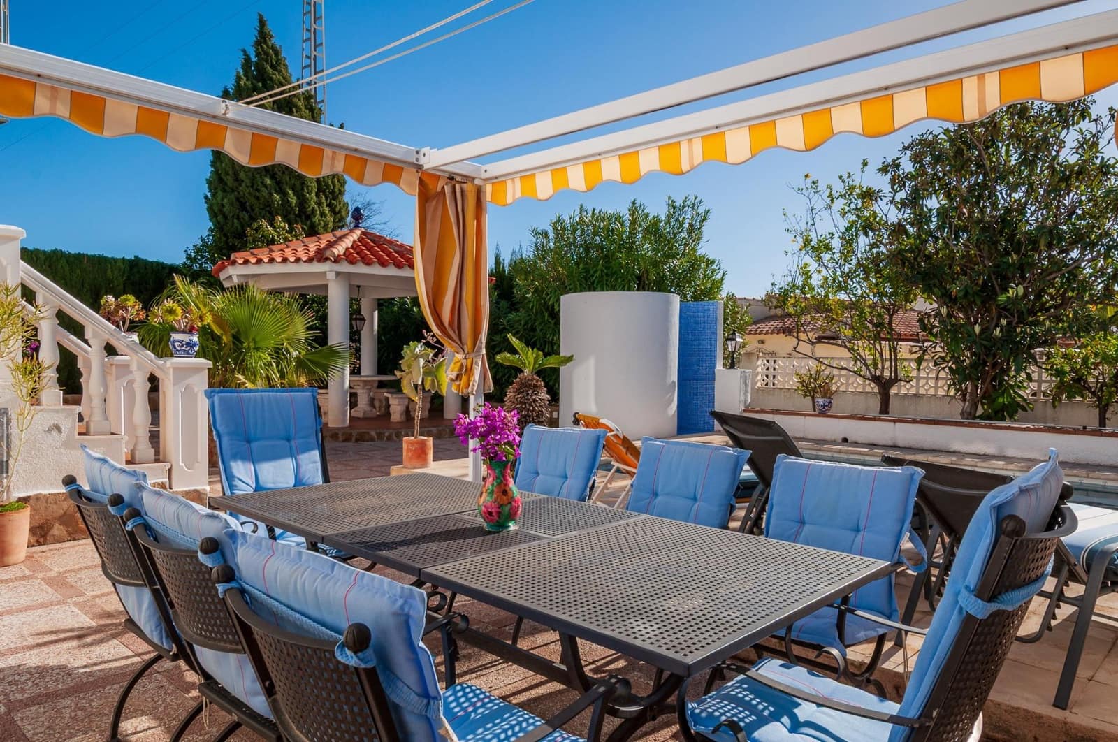 3 soveværelse Villa til salg i Calpe / Calp med swimmingpool - € 545.000 (Ref: 9586814)