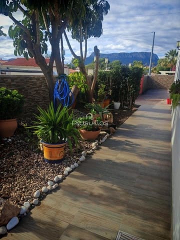 4 makuuhuone Huvila myytävänä paikassa Calpe / Calp mukana uima-altaan - 950 000 € (Ref: 9591669)