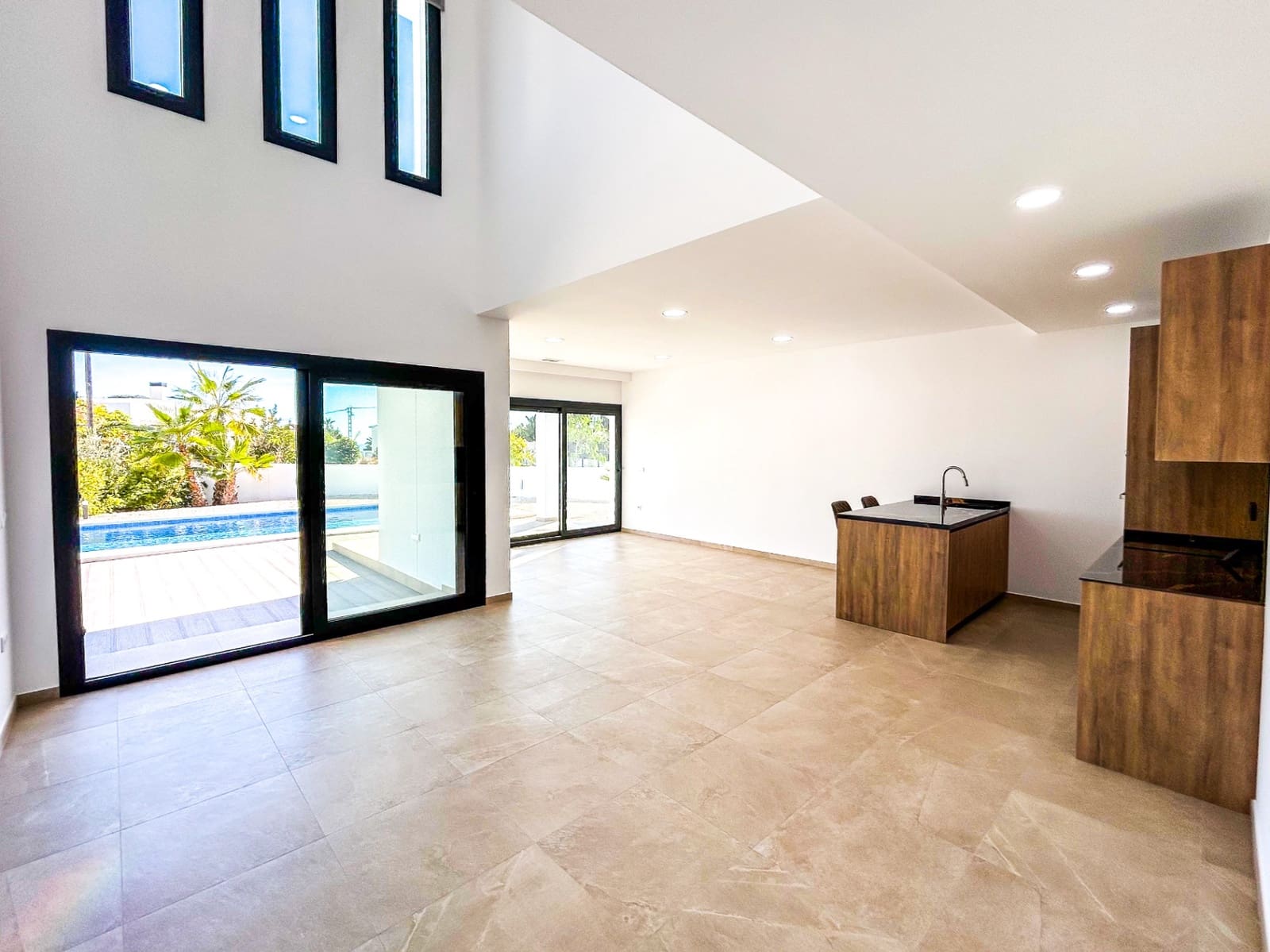 3 slaapkamer Villa te koop in Benissa met zwembad - € 1.175.000 (Ref: 9596476)