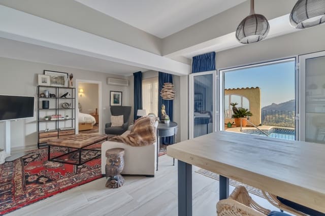 5 camera da letto Villa in vendita in Centro Urbano, Dénia con piscina - 699.000 € (Rif: 9608338)