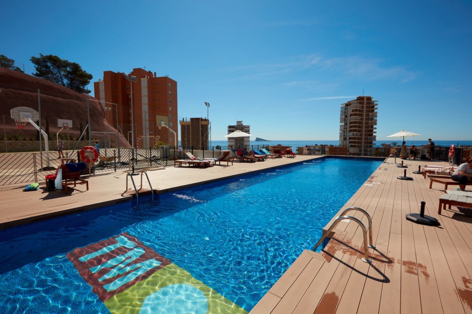 3 sypialnia Apartament na sprzedaż w Benidorm z basenem - 810 000 € (Ref: 9611830)