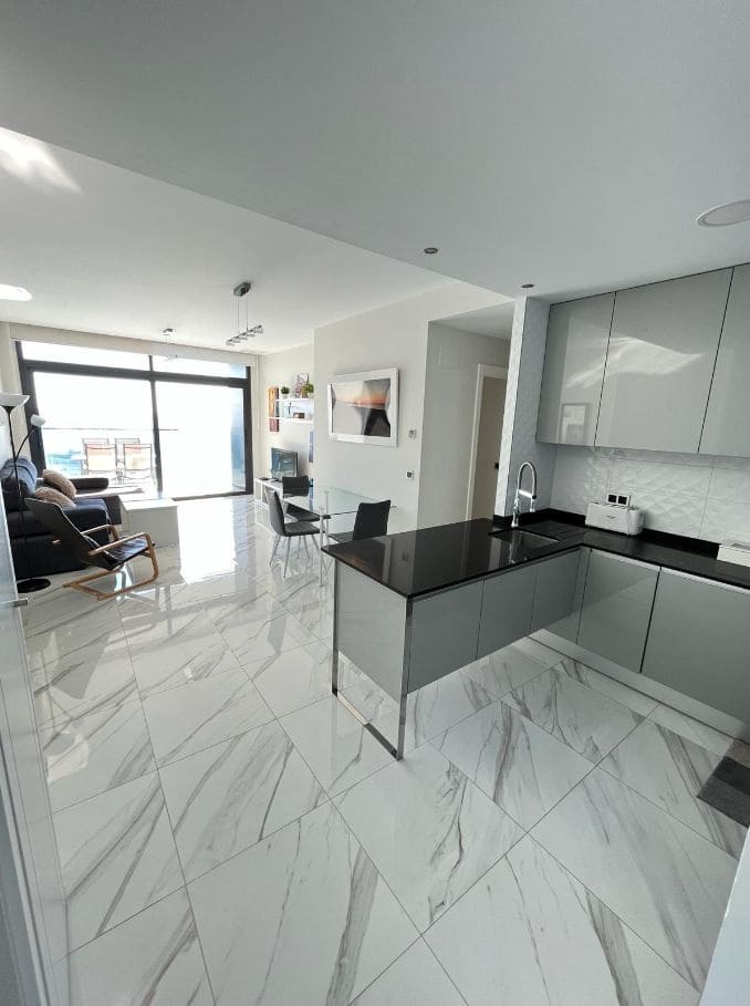 2 chambre Appartement à vendre à Benidorm avec piscine - 640 000 € (Ref: 9616761)