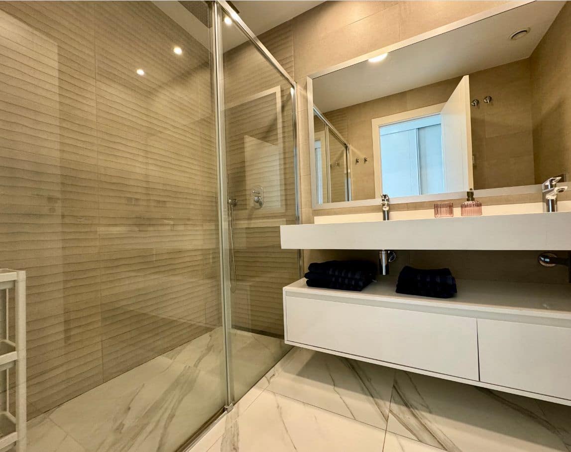 2 chambre Appartement à vendre à Benidorm avec piscine - 640 000 € (Ref: 9616761)